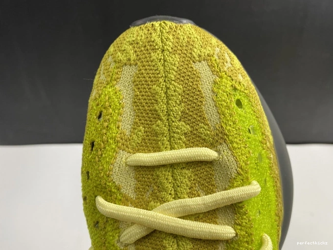 YEEZY HYLTE ADIDAS BOOST FZ4990 380 GLOW 0708
